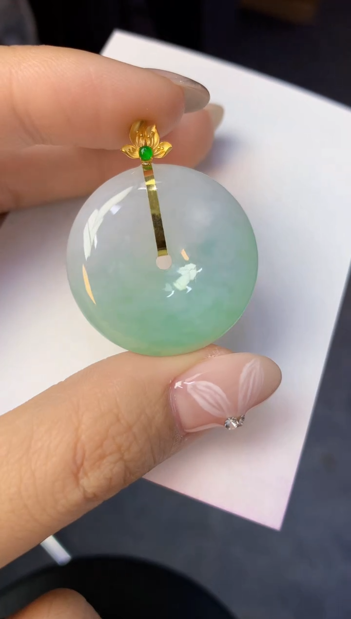 颈饰18K金镶嵌翡翠天然缅甸a货翡翠百元以上9元证书费自理