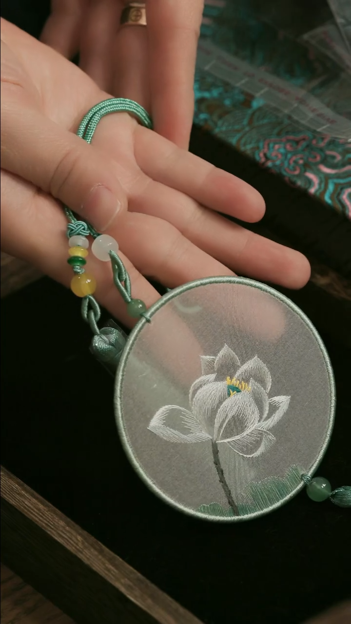 刺绣湘传礼纯手工车挂