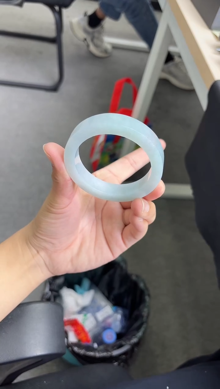 未镶嵌手镯定制翡翠姜*手镯