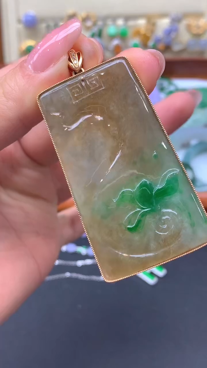 【闪购商品】翡翠颈饰18K金镶嵌133-天然翡翠