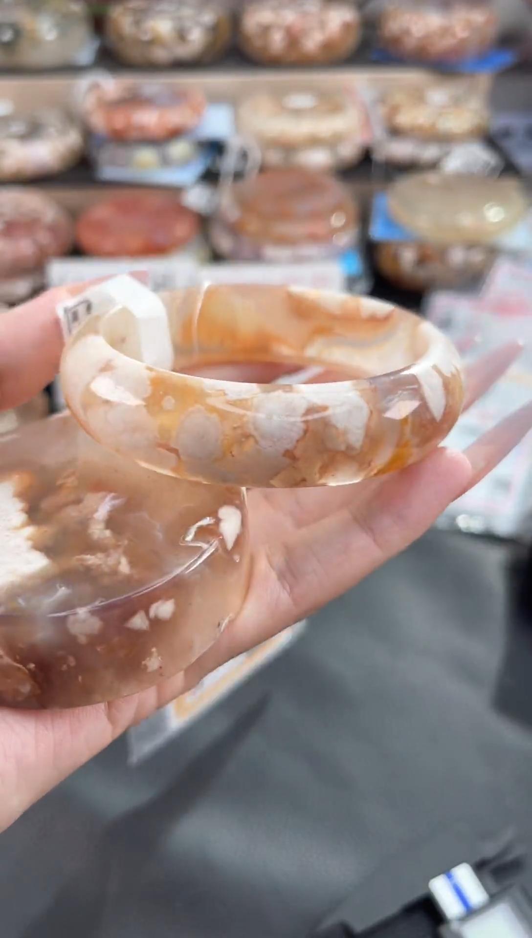 未镶嵌手镯石英质玉60