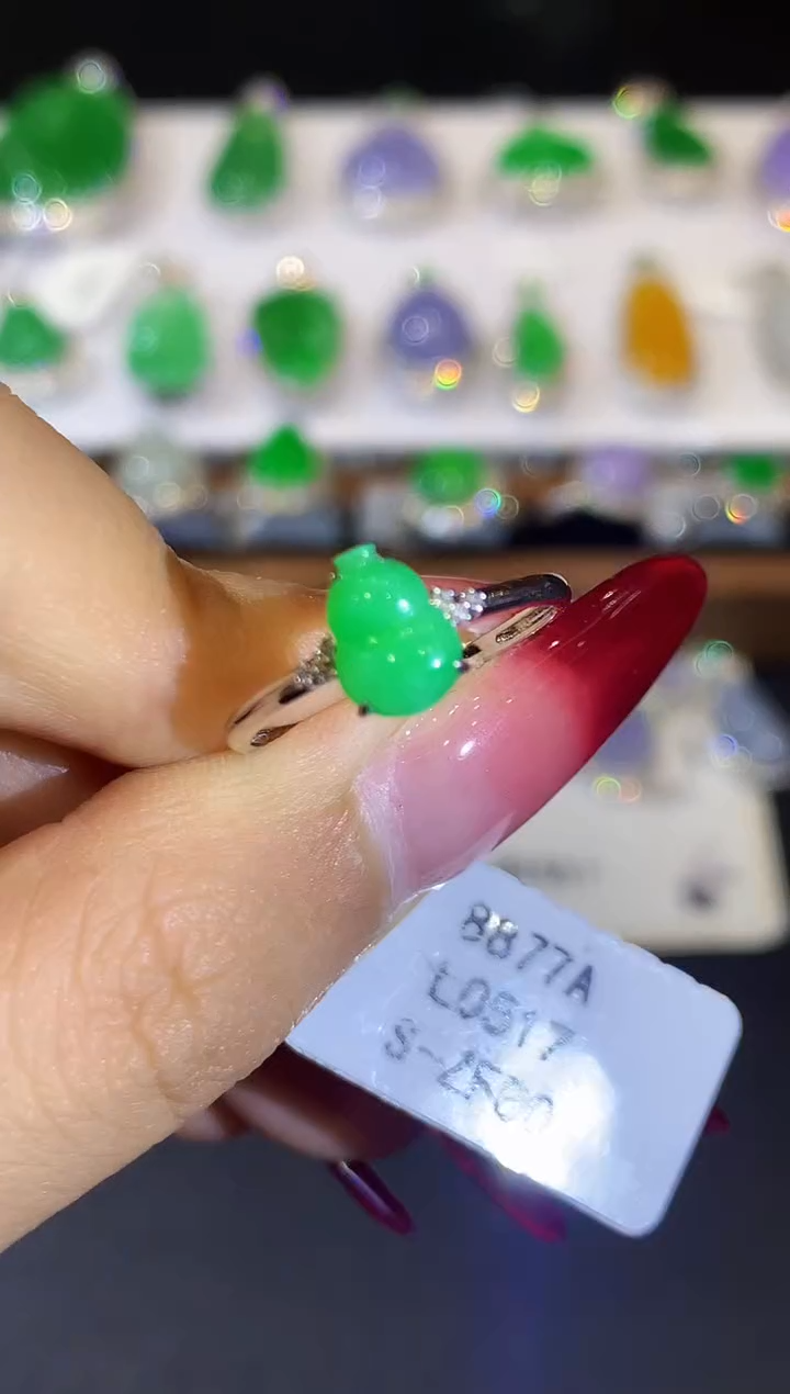 翡翠戒指18K金镶嵌L0517多样性发其一