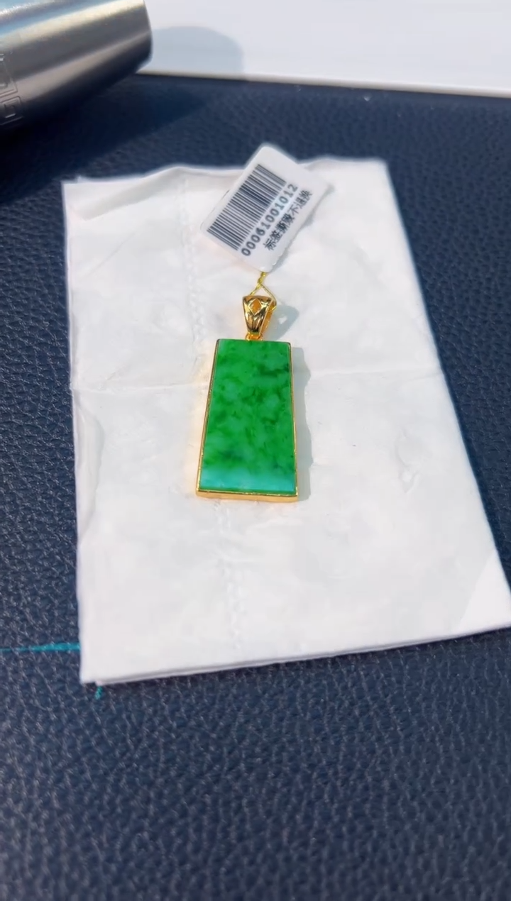 颈饰未镶嵌翡翠 缅料A货/支持复检/一件