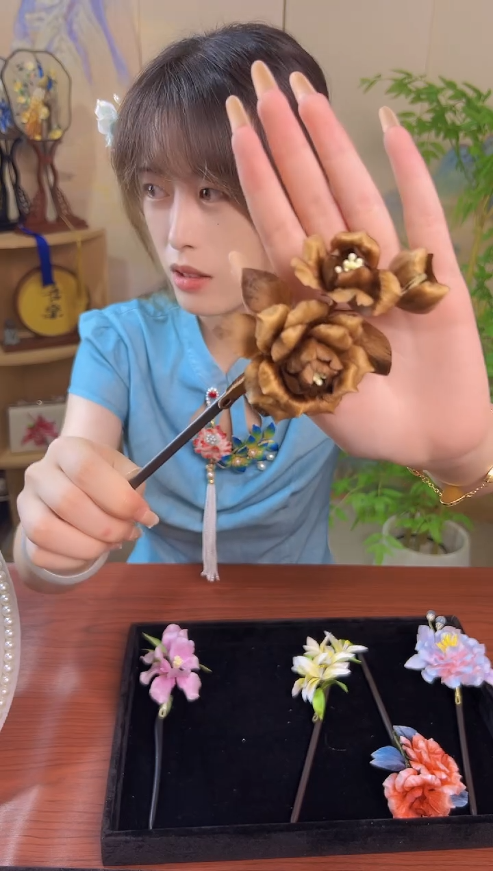 织绣纯手工非遗手工绒花