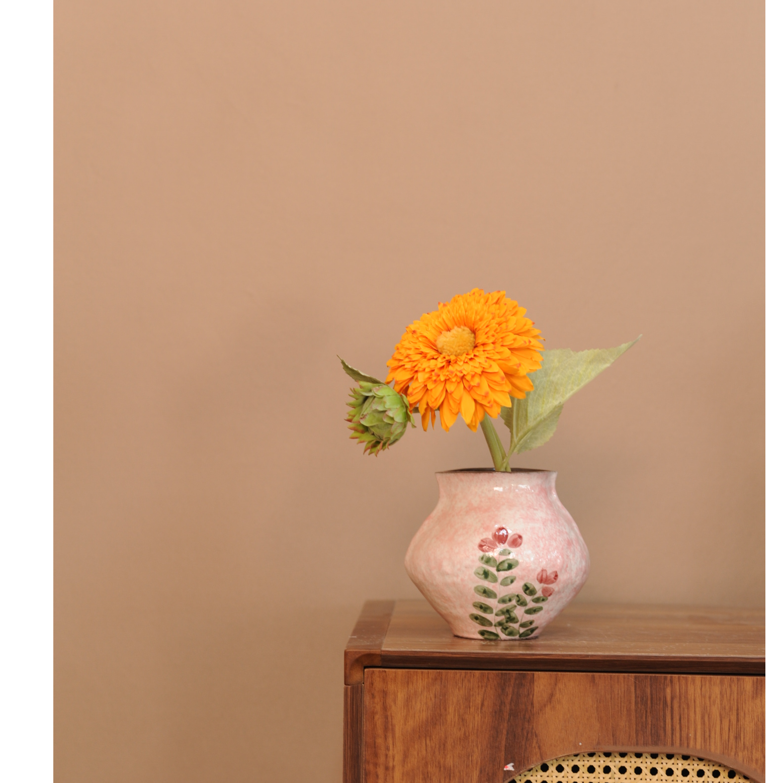 淳也-邂逅郁金香钱袋子陶瓷花瓶 H0690-36(高15 口10 肚15）