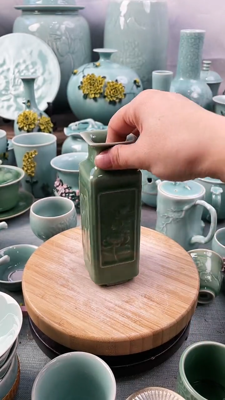 【闪购商品】特价 微瑕 慧仙青瓷