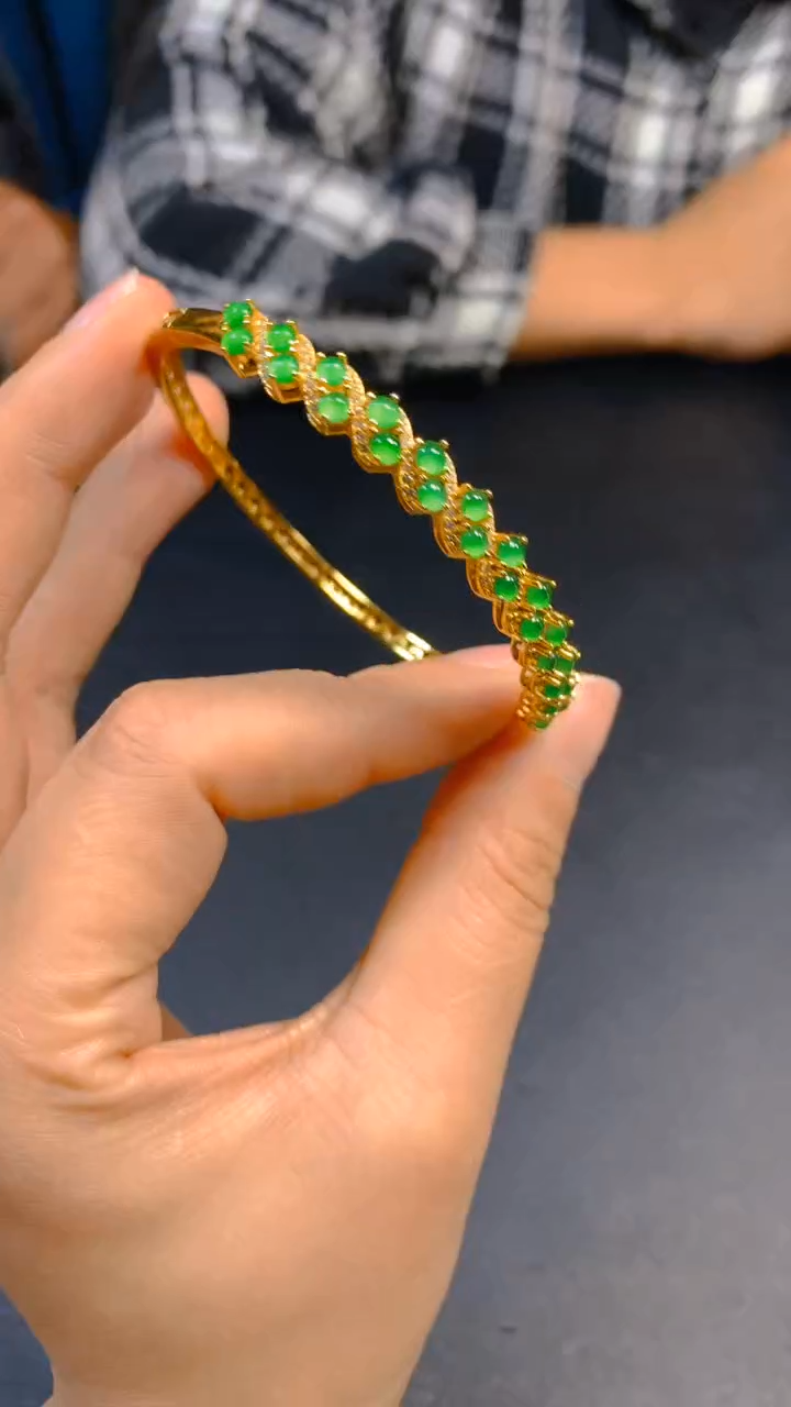 【闪购商品】翡翠手镯未镶嵌0833628376/多样性发一