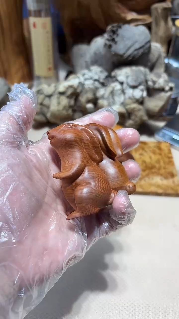 柏木（崖柏）南太行崖柏手把件松鼠