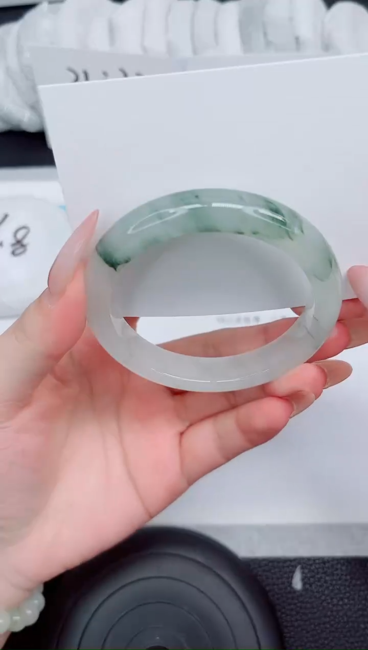 石英质玉手镯未镶嵌12-58