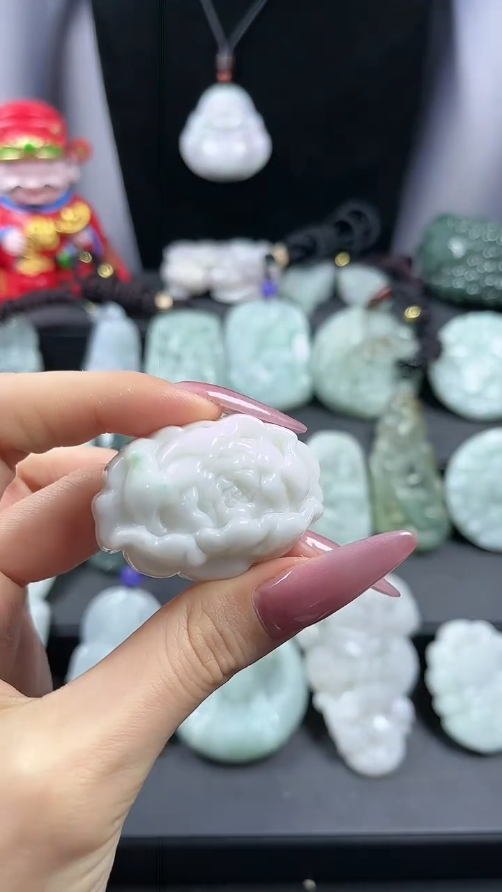 【闪购商品】翡翠颈饰未镶嵌莲花