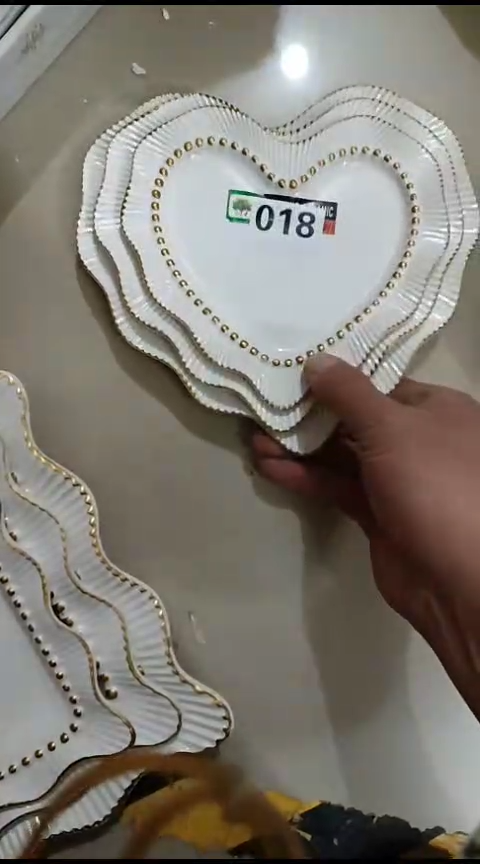 瓷可***姐018爱心三件套