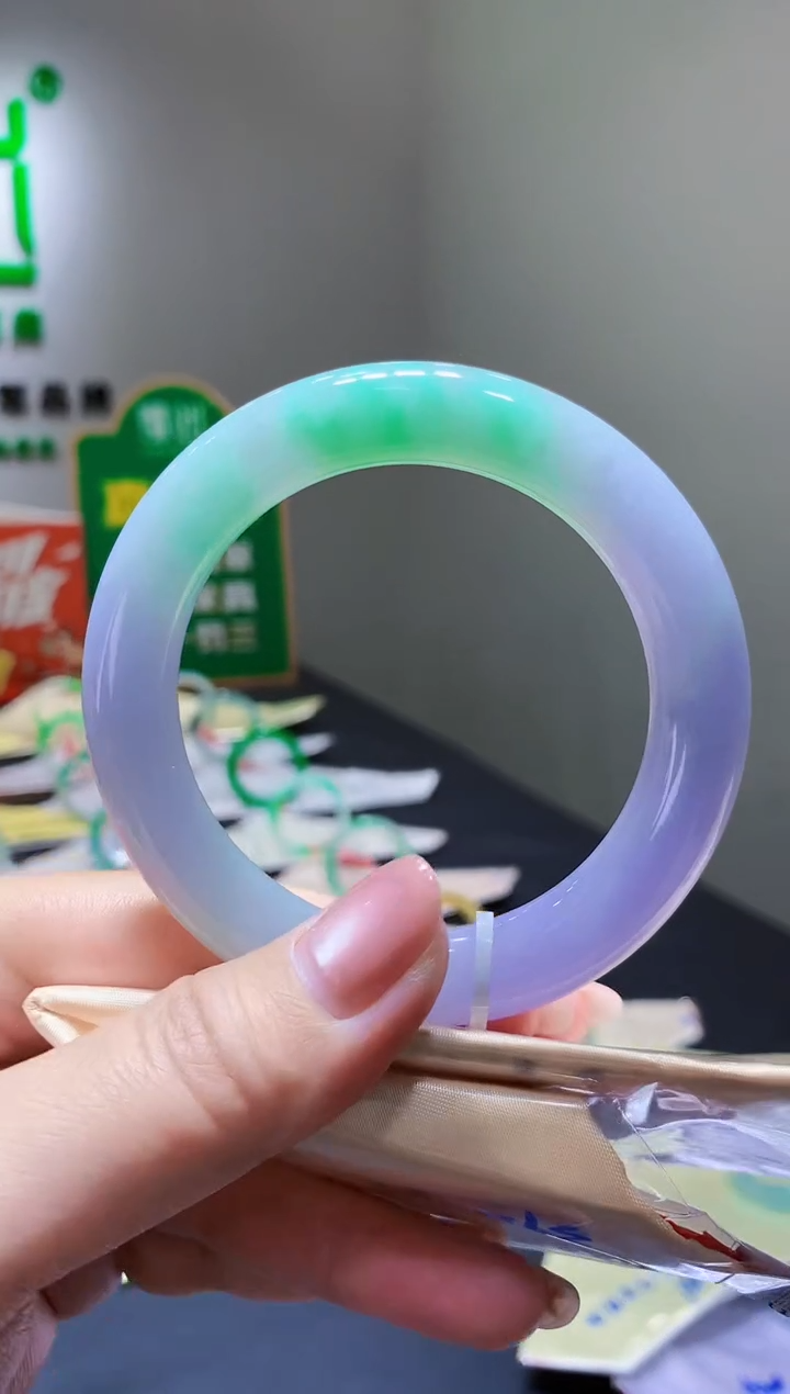 未镶嵌手镯翡翠-k306天然缅甸A货翡翠56圆条