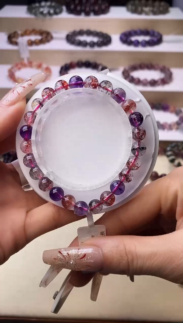 【闪购商品】水晶手链未镶嵌黑加仑超七7m+