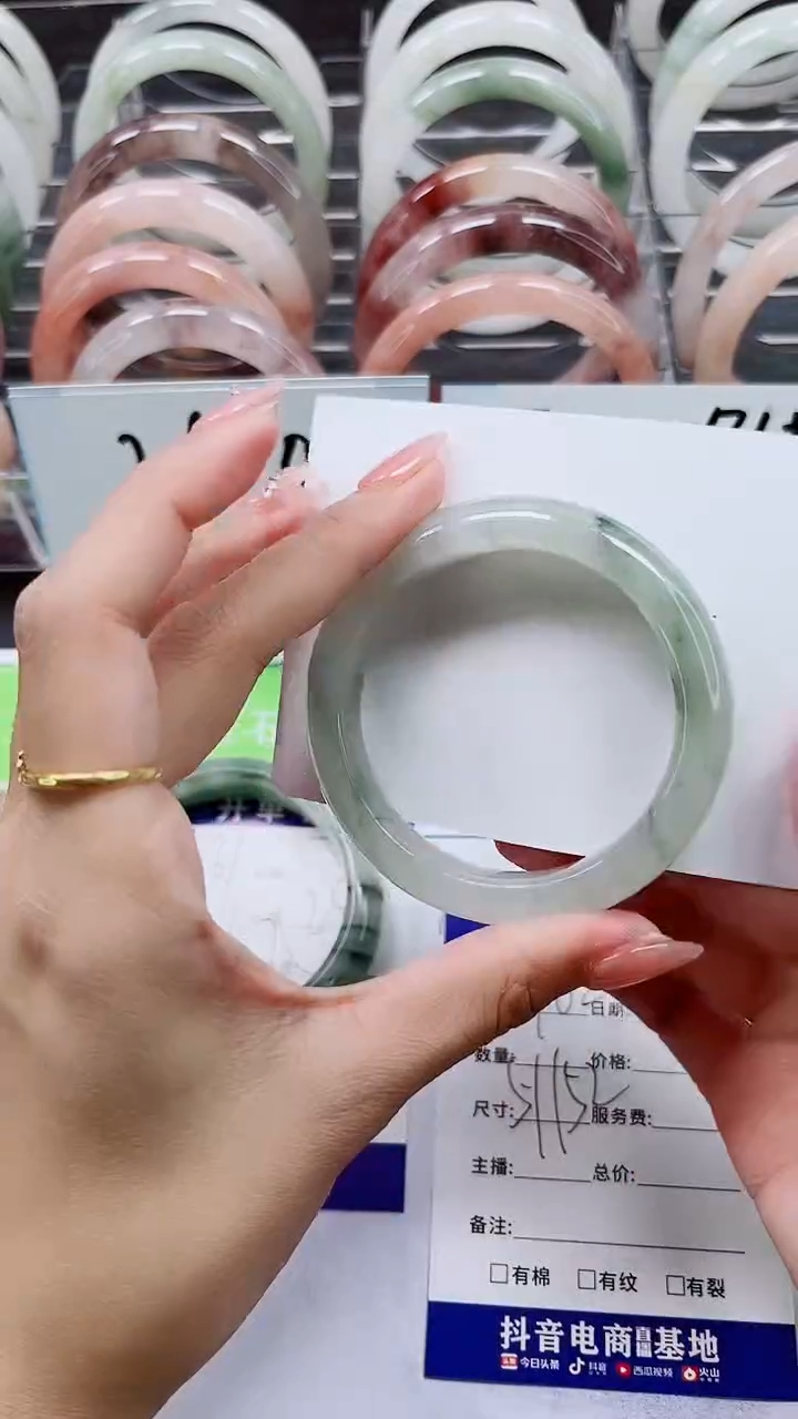 【闪购商品】石英质玉手镯未镶嵌A162-51/52