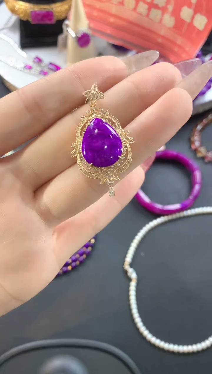 【闪购商品】苏纪石（舒俱来）.18K金镶嵌舒俱来吊坠