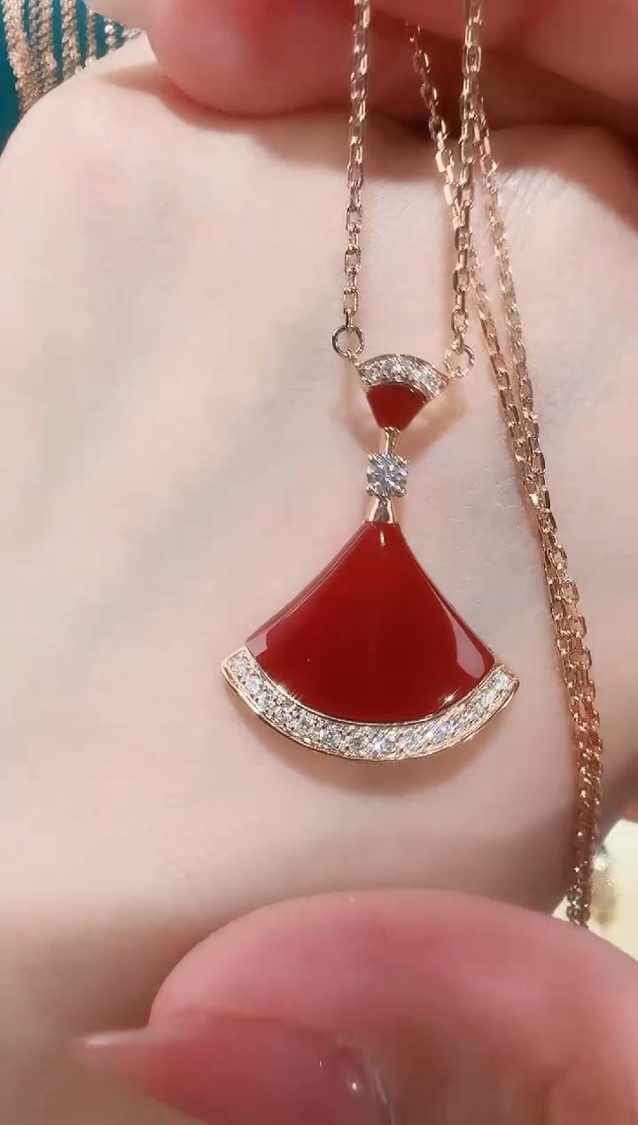 【闪购商品】钻石套链18K金镶嵌红色裙子套链