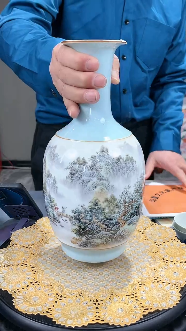 【闪购商品】官窑瓷画院873官窑瓷画院山水赏瓶