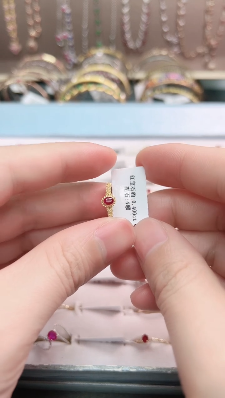 【闪购商品】红宝石戒指18K金镶嵌.