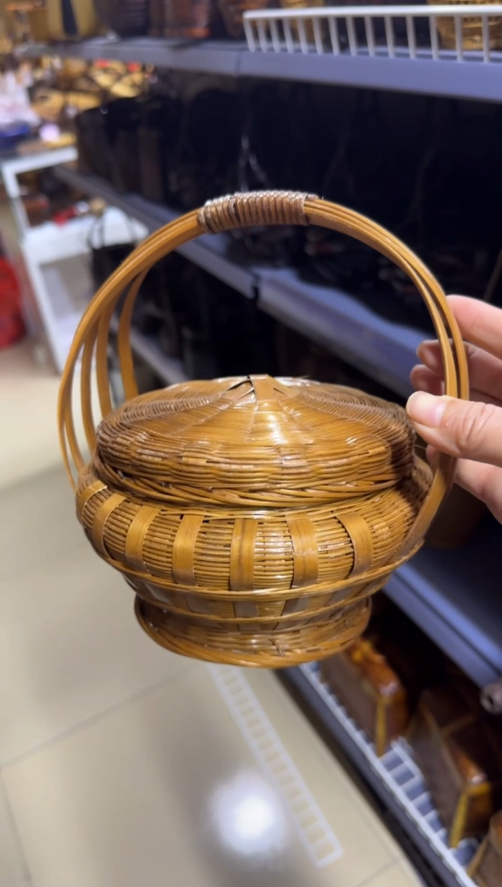 【闪购商品】闪购商品特价提篮一个