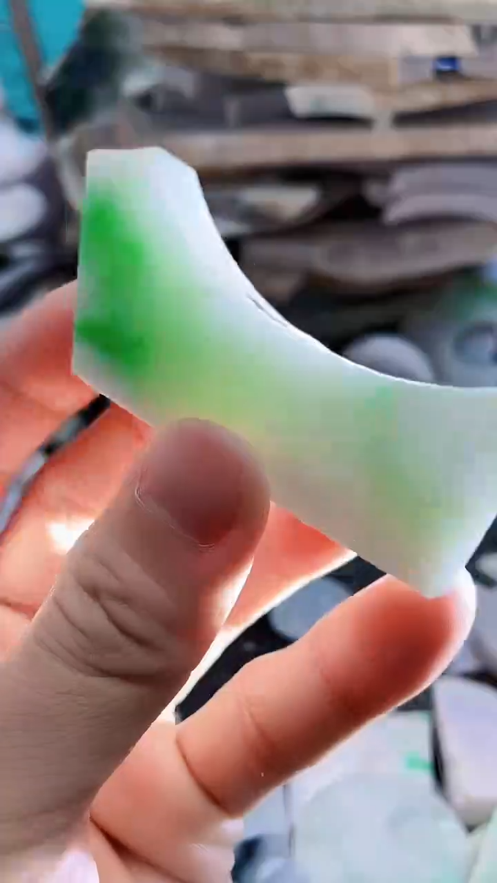 裸石翡翠天然A货翡翠板料