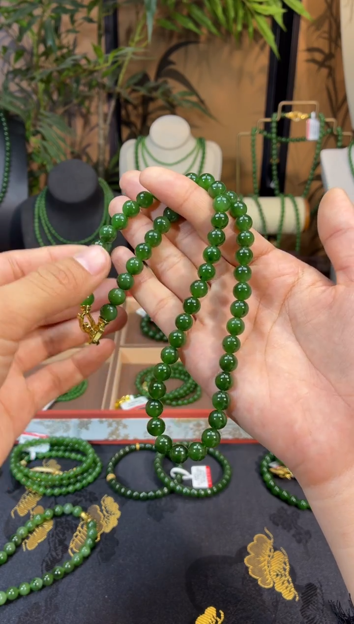 颈饰未镶嵌和田玉（碧玉）8菠菜微矿锁骨链