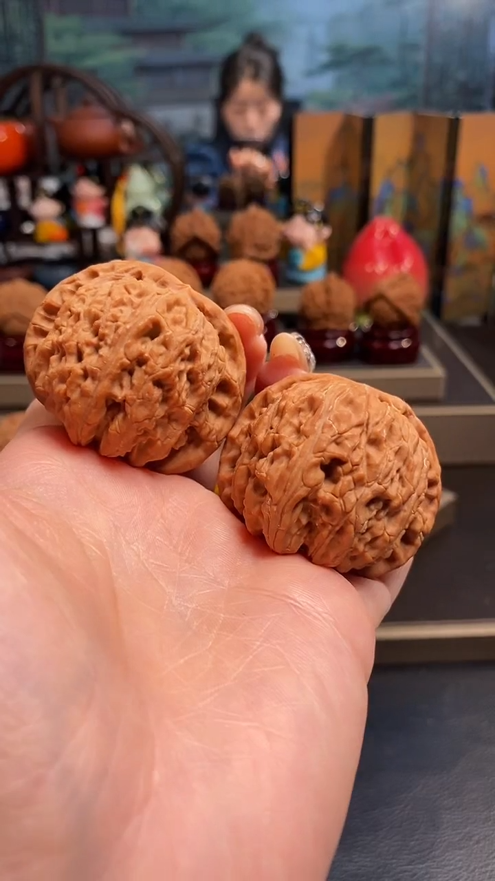 【闪购商品】文玩核桃把件D 558白狮子44尺