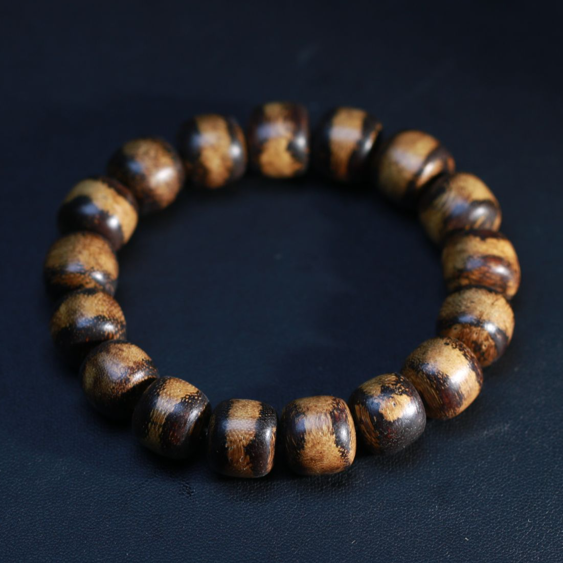 【曹总文玩】13MM文玩沉香木串手串SG892