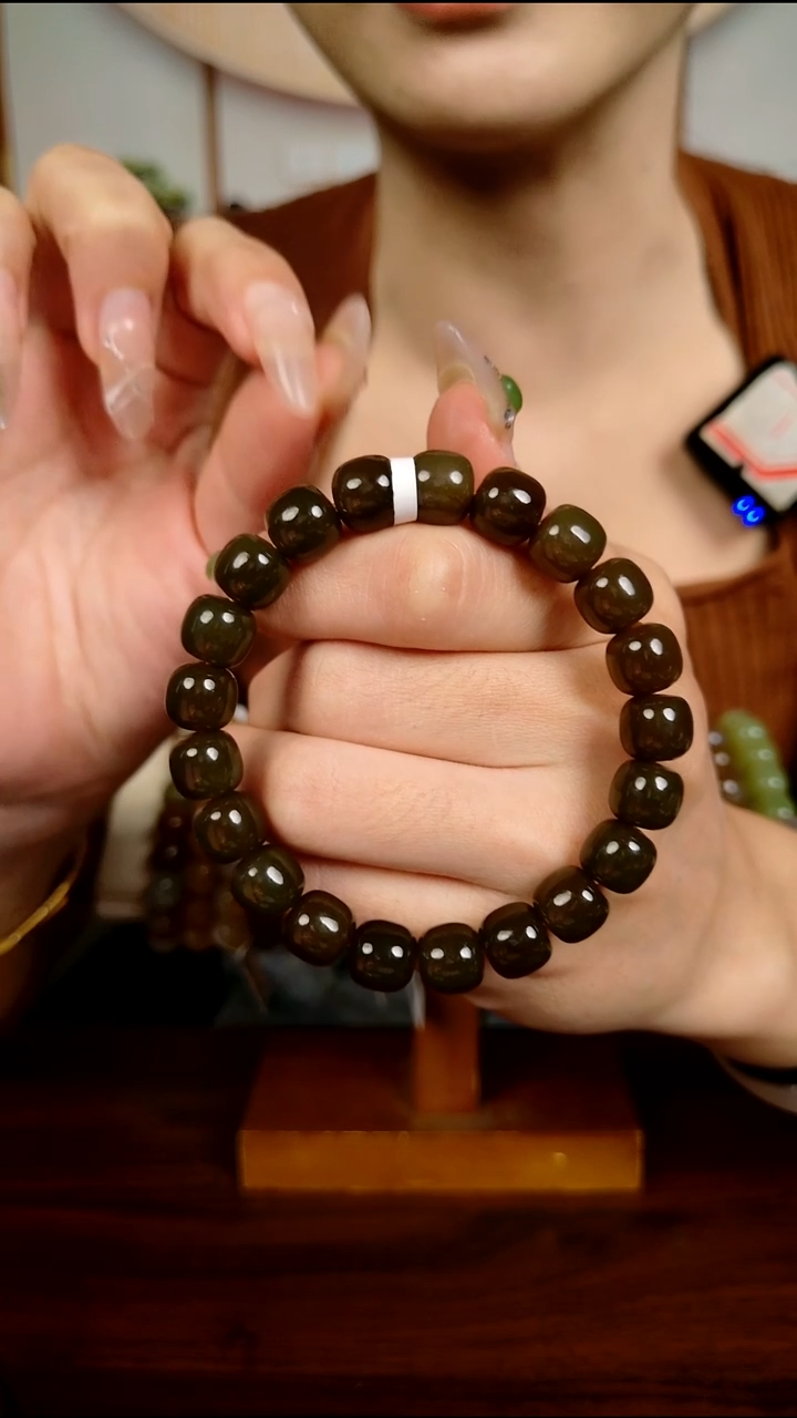 颈饰未镶嵌和田玉拍一发一所见即所得