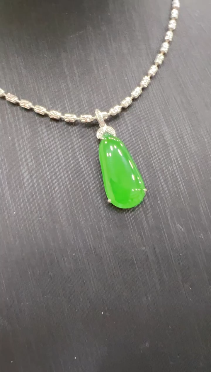 翡翠18K金镶嵌吊坠(不含链)多样性团购发一件（不含链）