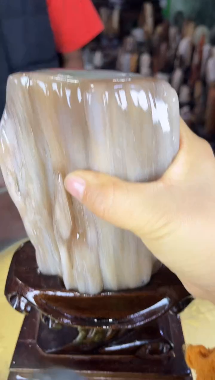 缅甸天然树化玉摆件