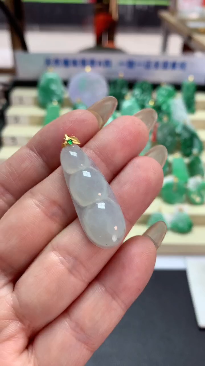 【闪购商品】翡翠吊坠(不含链)18K金镶嵌挂件