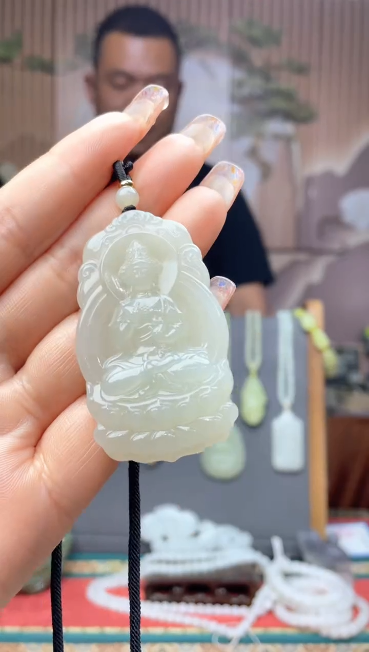 和田玉未镶嵌颈饰拍一发一