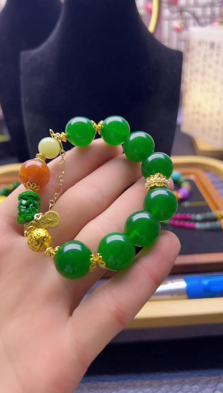 【闪购商品】翡翠颈饰14K金镶嵌S223             