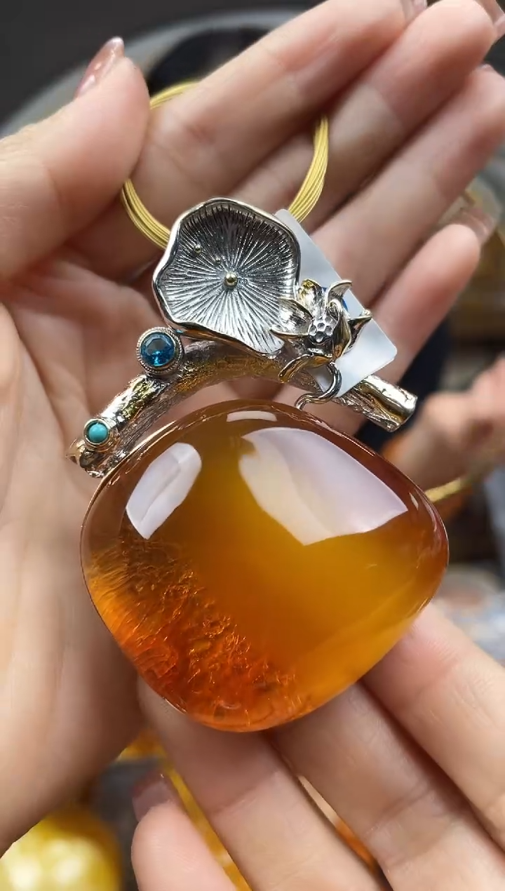 【闪购商品】琥珀裸石未镶嵌首饰 假1赔4（多样性发货1件