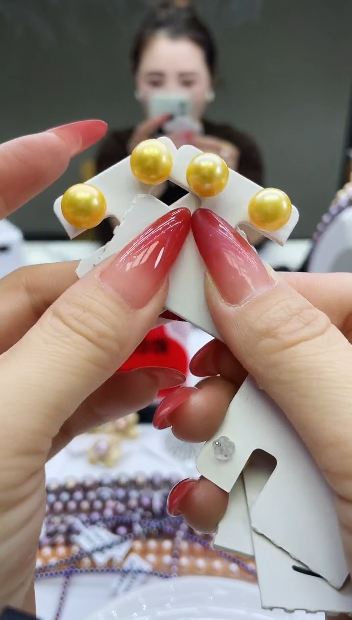 未镶嵌耳饰淡水珍珠黄色系耳饰