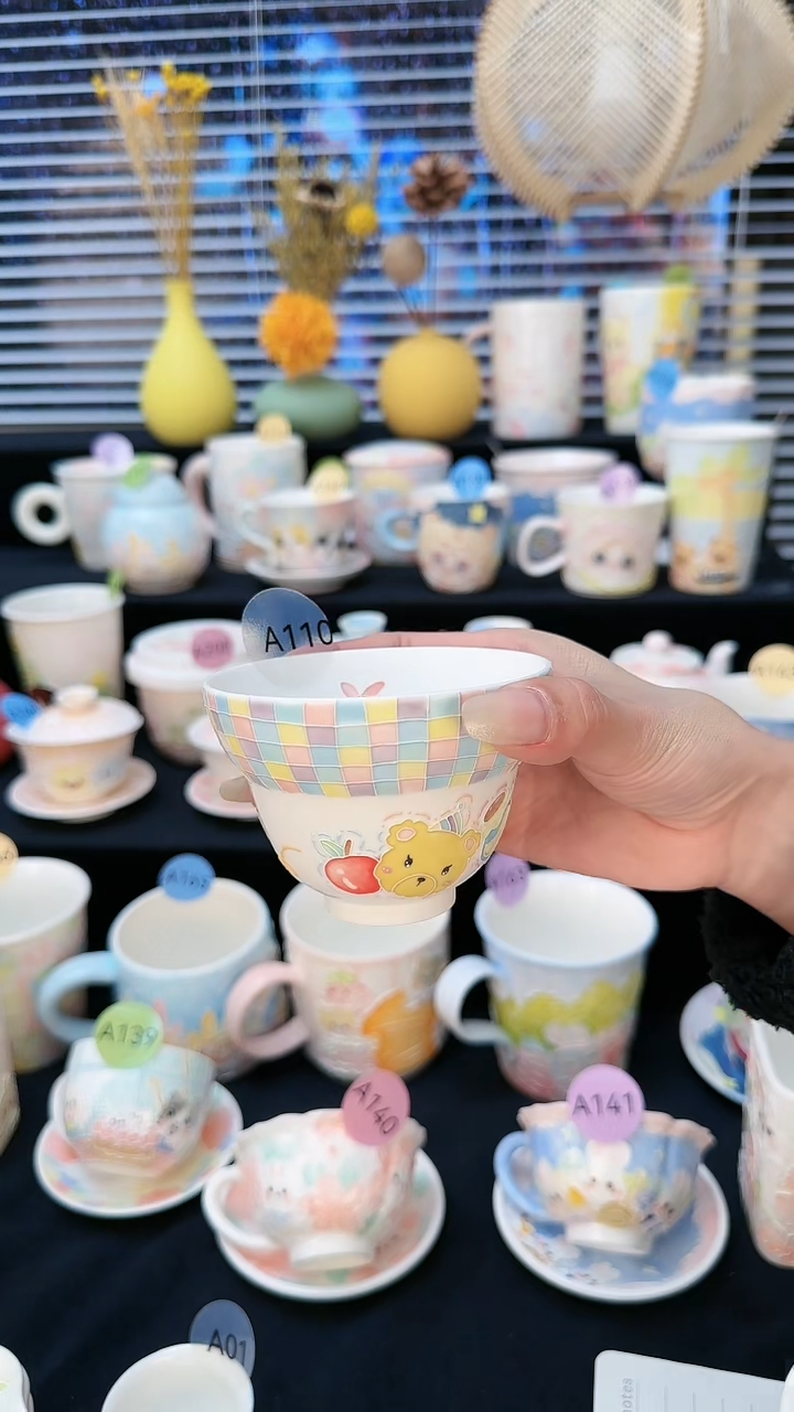 【闪购商品】摆件景德镇高温立体釉创意瓷