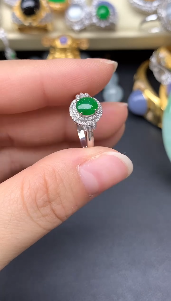 18K金镶嵌戒指翡翠138-雪姐翡翠天天见