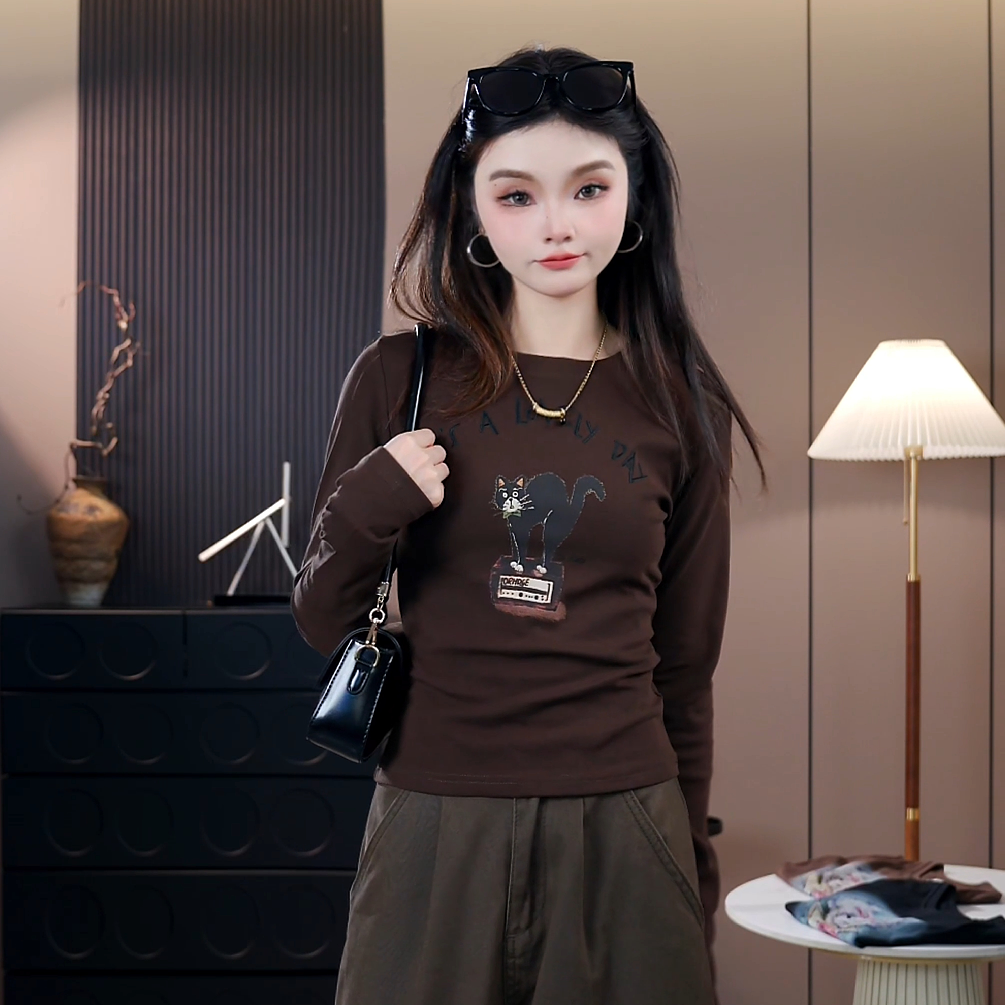 Apvr惊讶猫咪25年早秋新品长袖加绒休闲显瘦女修身打底t恤C687