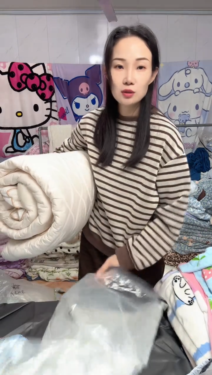 牛奶绒小*318默认微瑕被子