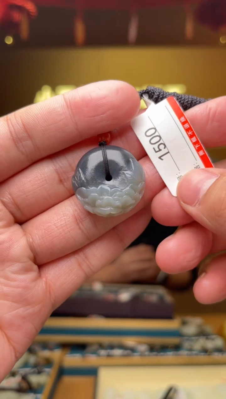 【闪购商品】和田玉吊坠未镶嵌1