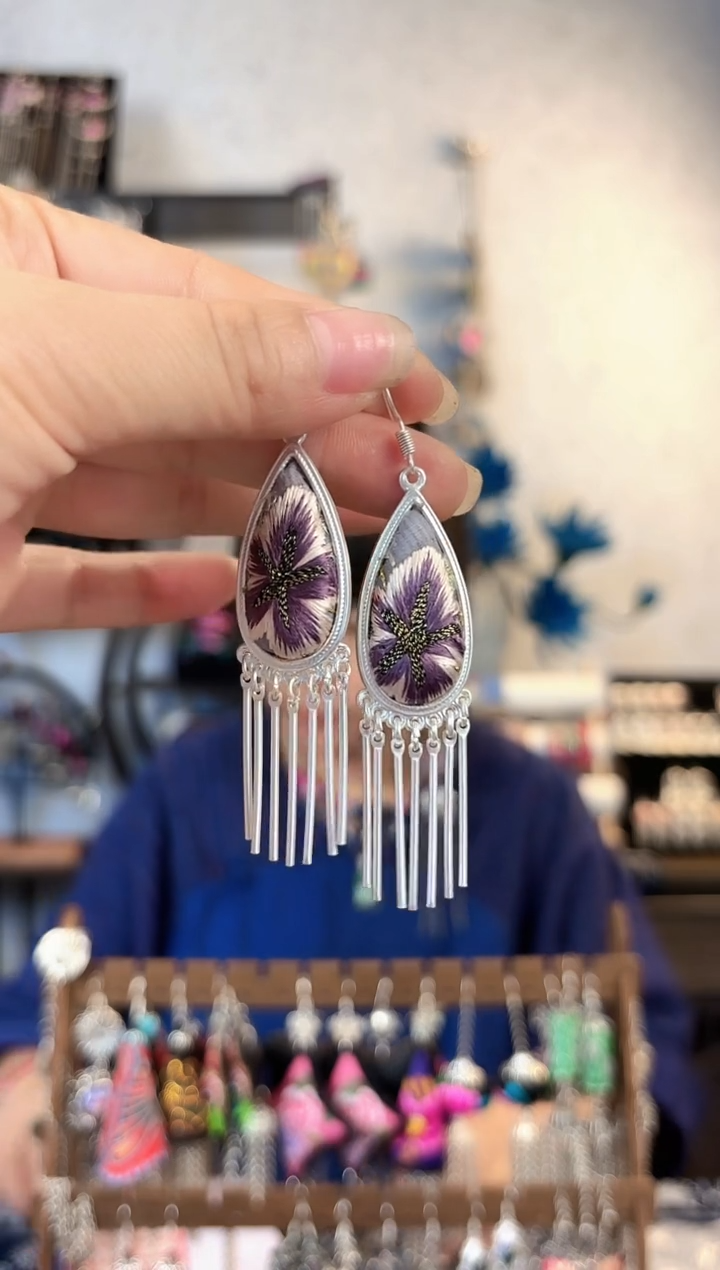 织绣彩云南阁非遗老绣饰品168