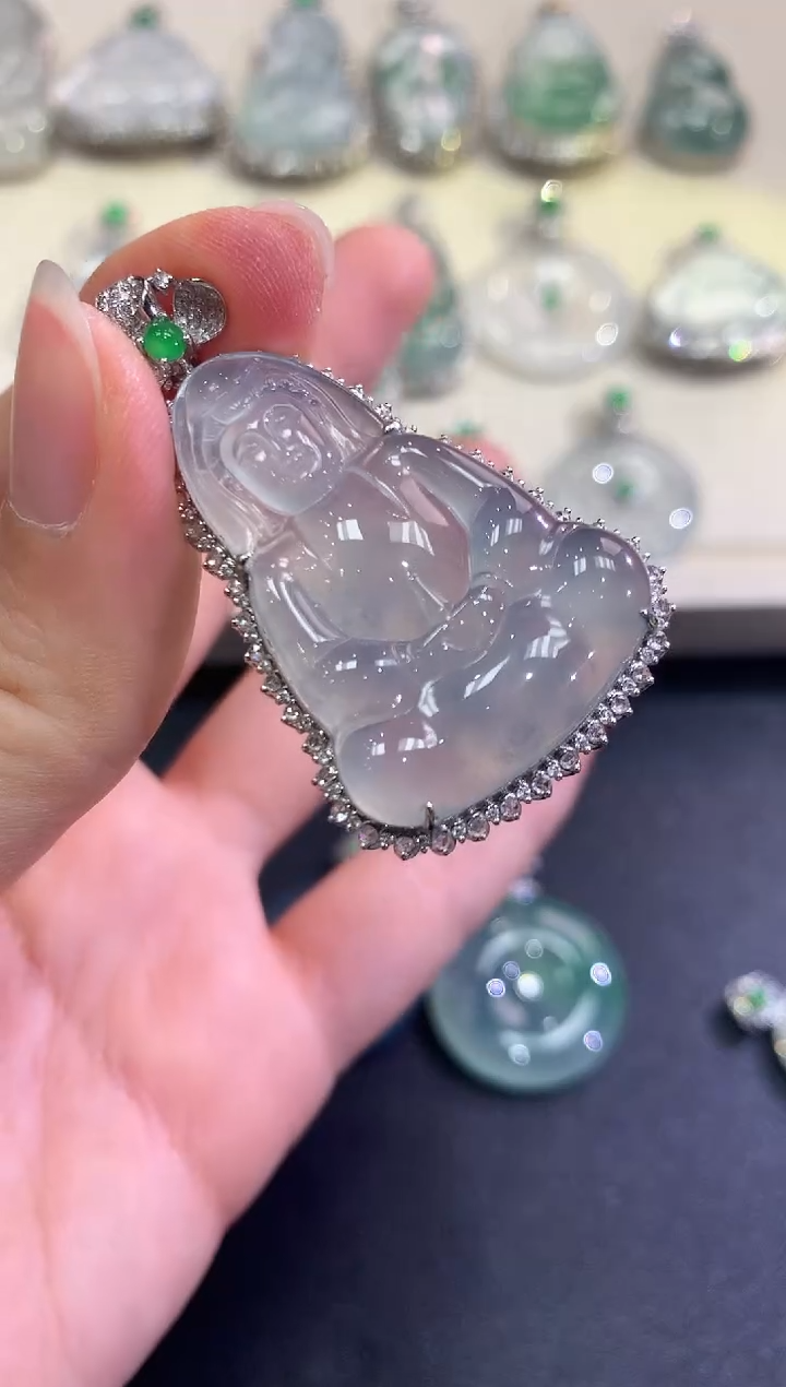 【闪购商品】翡翠颈饰18K金镶嵌B151   