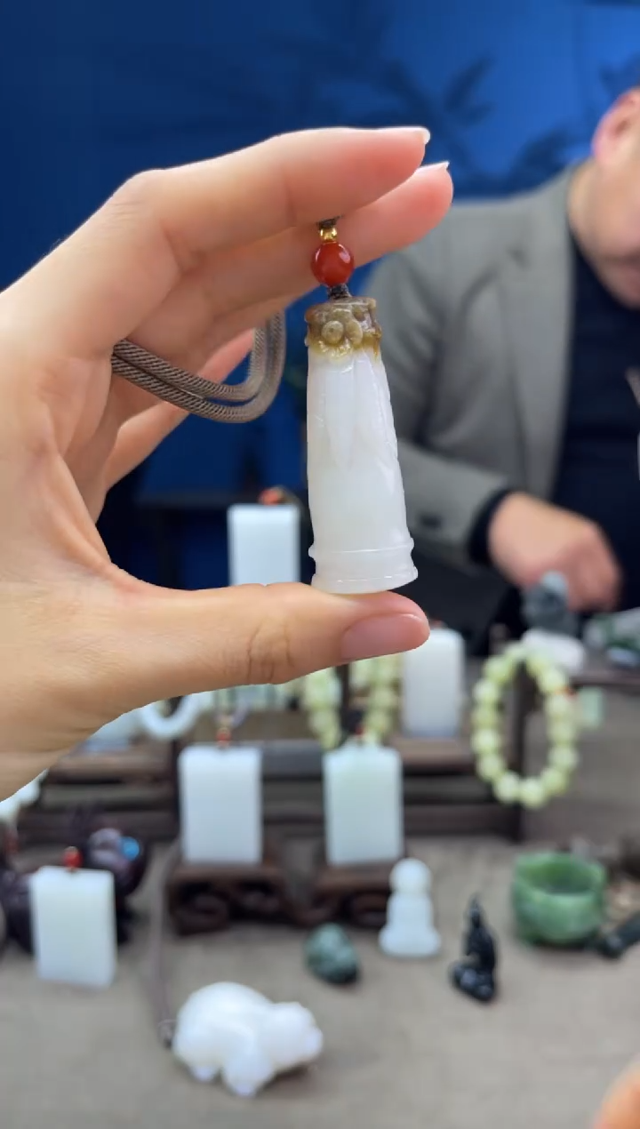 【闪购商品】和田玉颈饰未镶嵌1