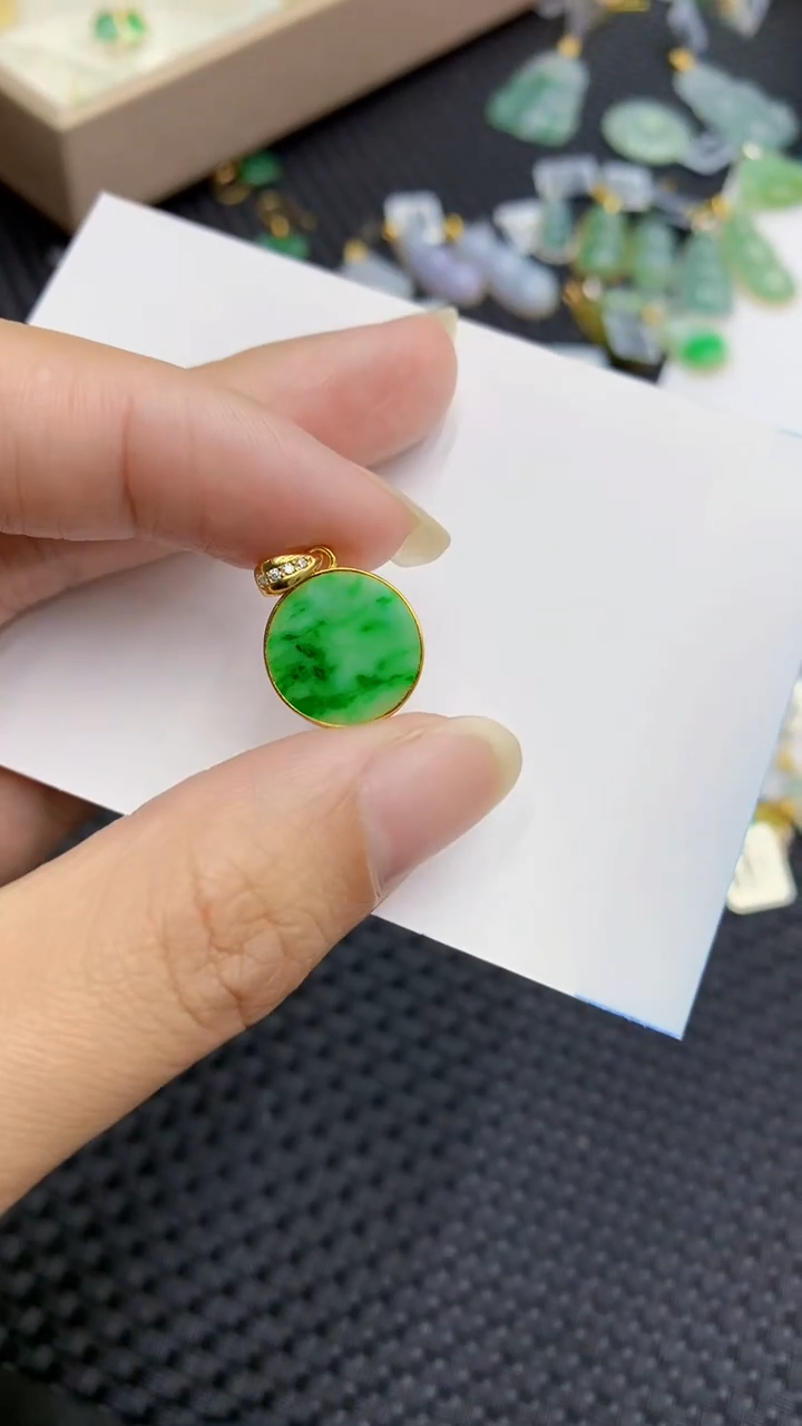 【闪购商品】翡翠颈饰银S925镶嵌            8