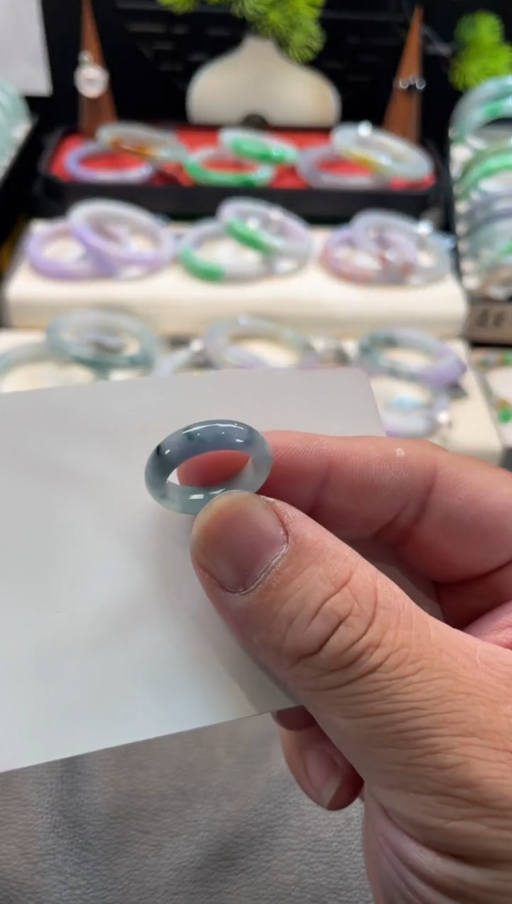 未镶嵌戒指翡翠22号链接 有纹裂 9 10