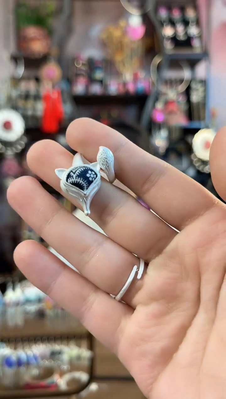 织绣民族风手工非遗老绣饰品368