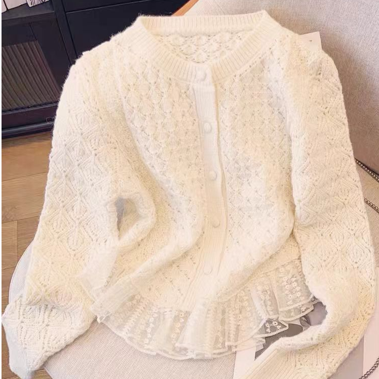 佩佩 小香风蕾丝拼接针织开衫女镂空短款上衣624