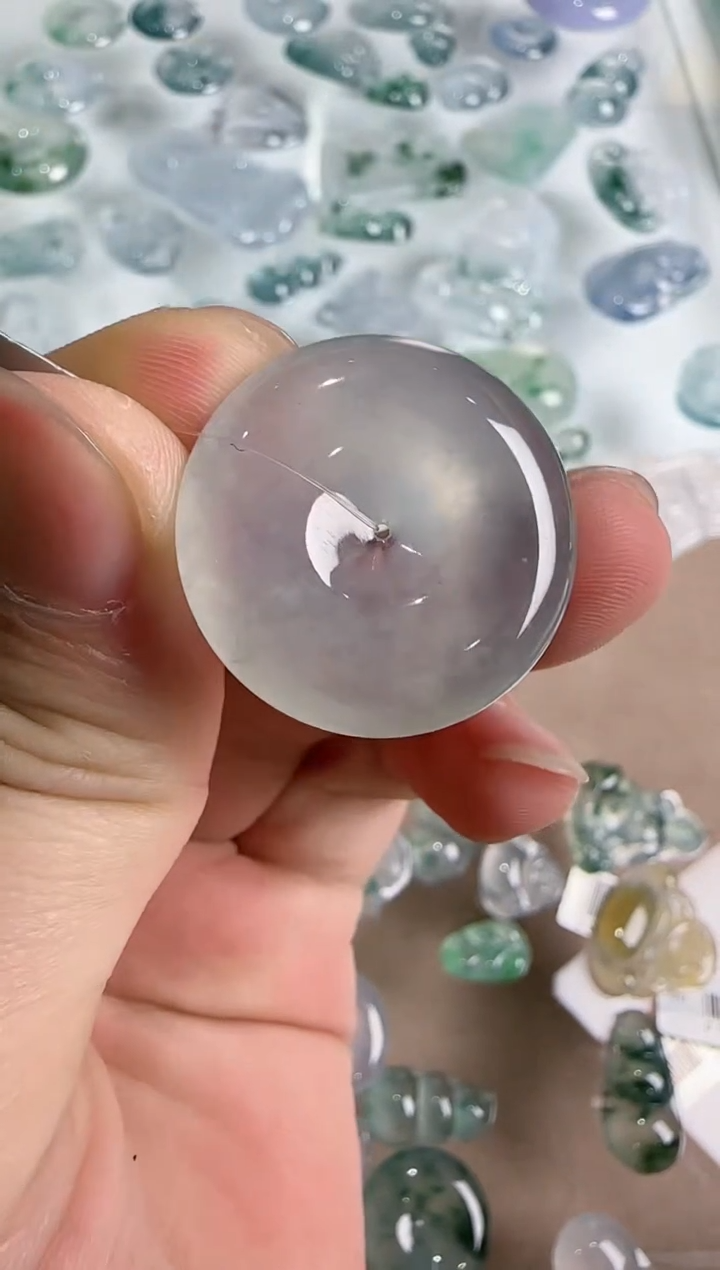 【闪购商品】翡翠吊坠(不含链)未镶嵌··