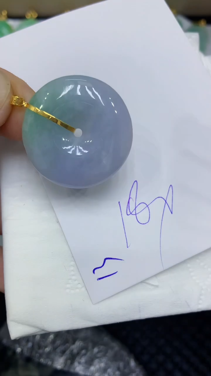 颈饰18K金镶嵌翡翠缅甸A货翡翠