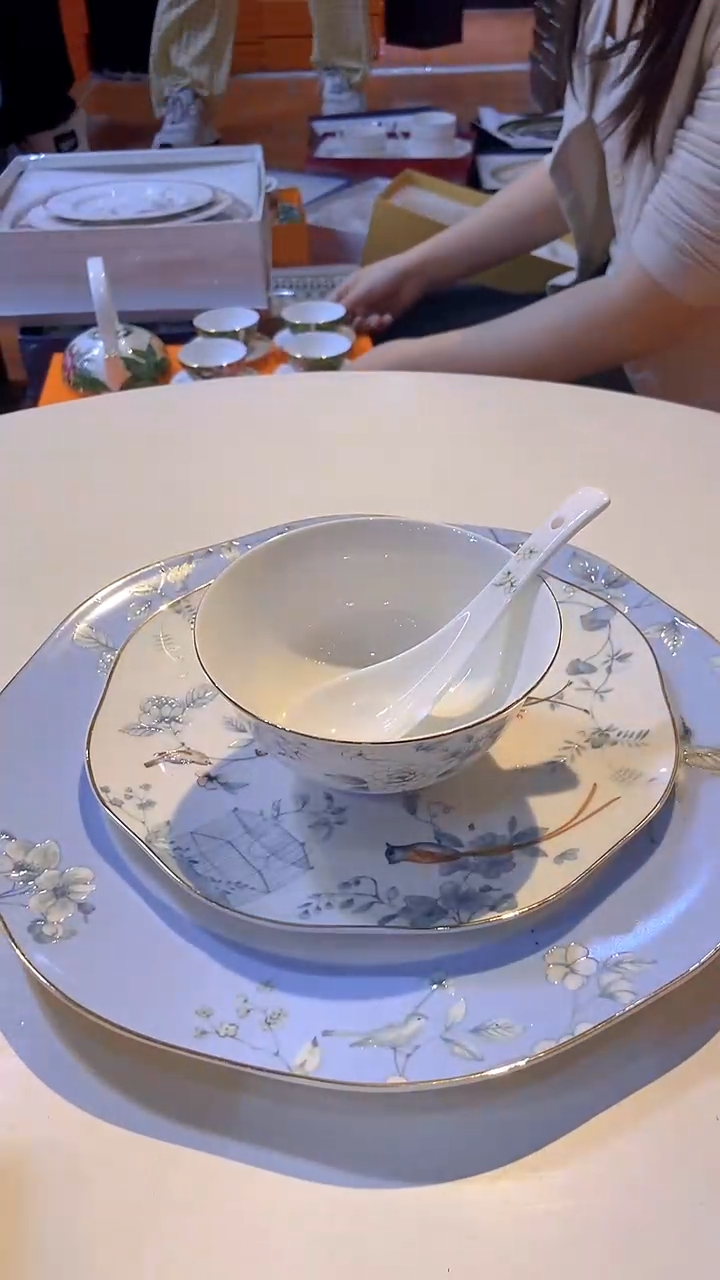 鸿辉家品牌瓷器，京东包邮！
